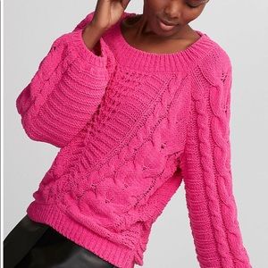 💖 pink sweater beautiful detail Express